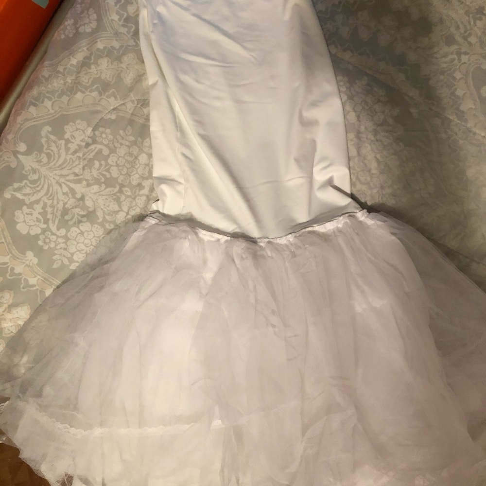 David’s bridal White Trumpetslip